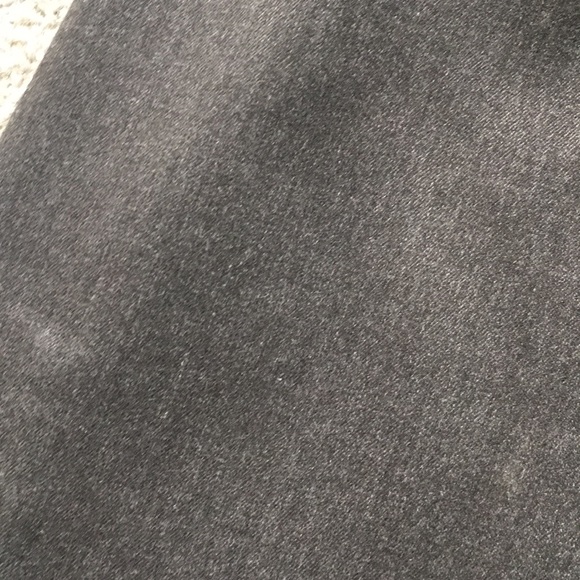 Old Navy Pencil Skirt - Picture 6 of 7